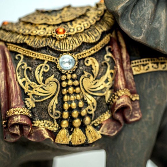 Natural Color  Elephant Statue With Upward Facing Trunk Gift Set - Picture 3 of 6